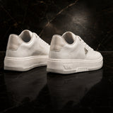 Via Marte Tênis Flatform Preto Camurça e Branco Crystal — Estilo Premium para o Dia a Dia